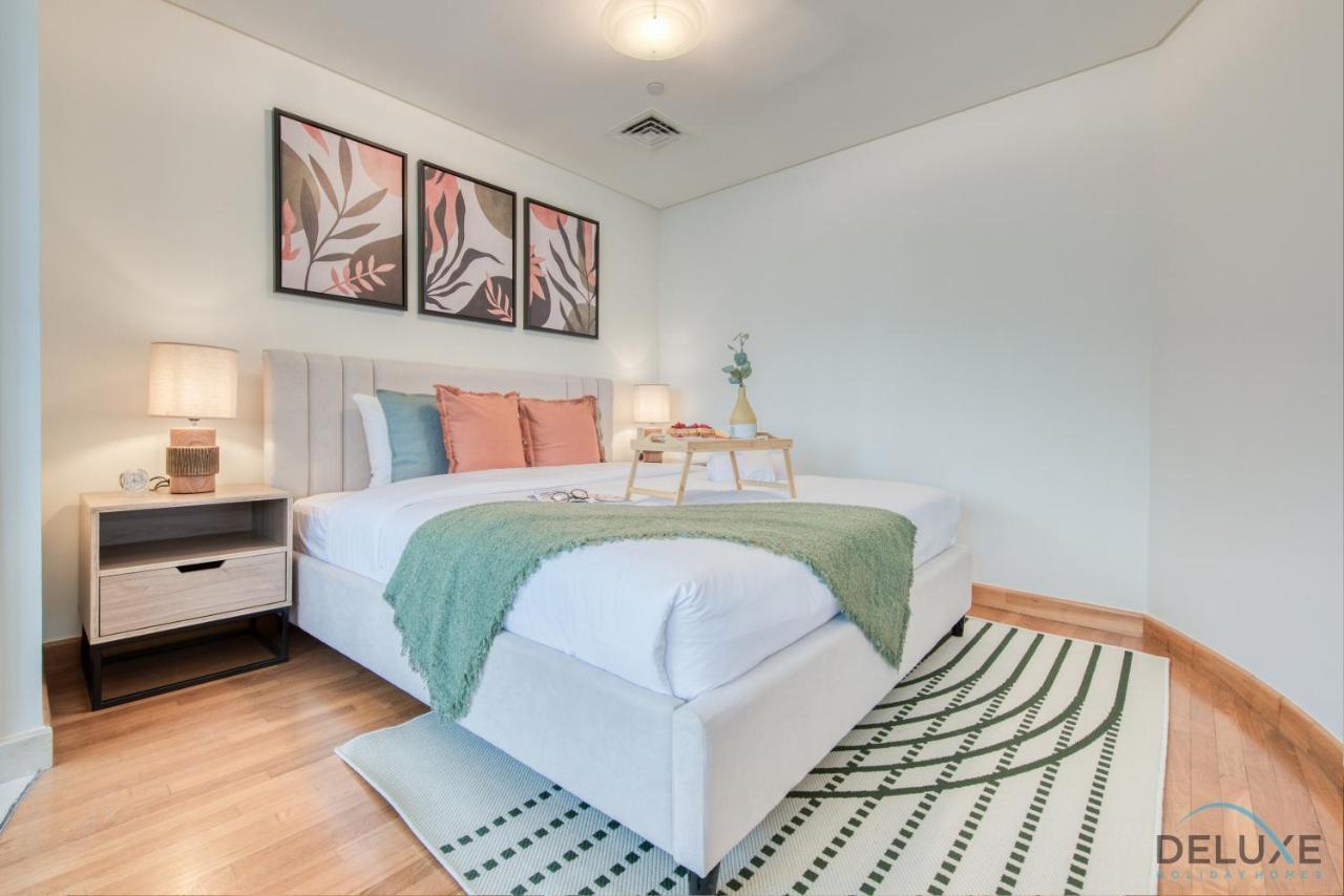 Unbeatable Rate Stylish 1Br With Balcony Near Metro By Deluxe Holiday Homes Dubai Exterior photo
